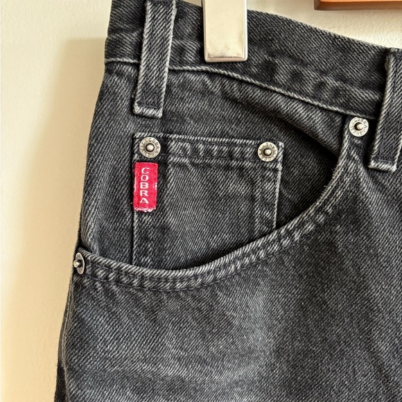 Vintage Cobra High-Waisted Black Denim Jorts – Size 30 - Picture 5 of 8